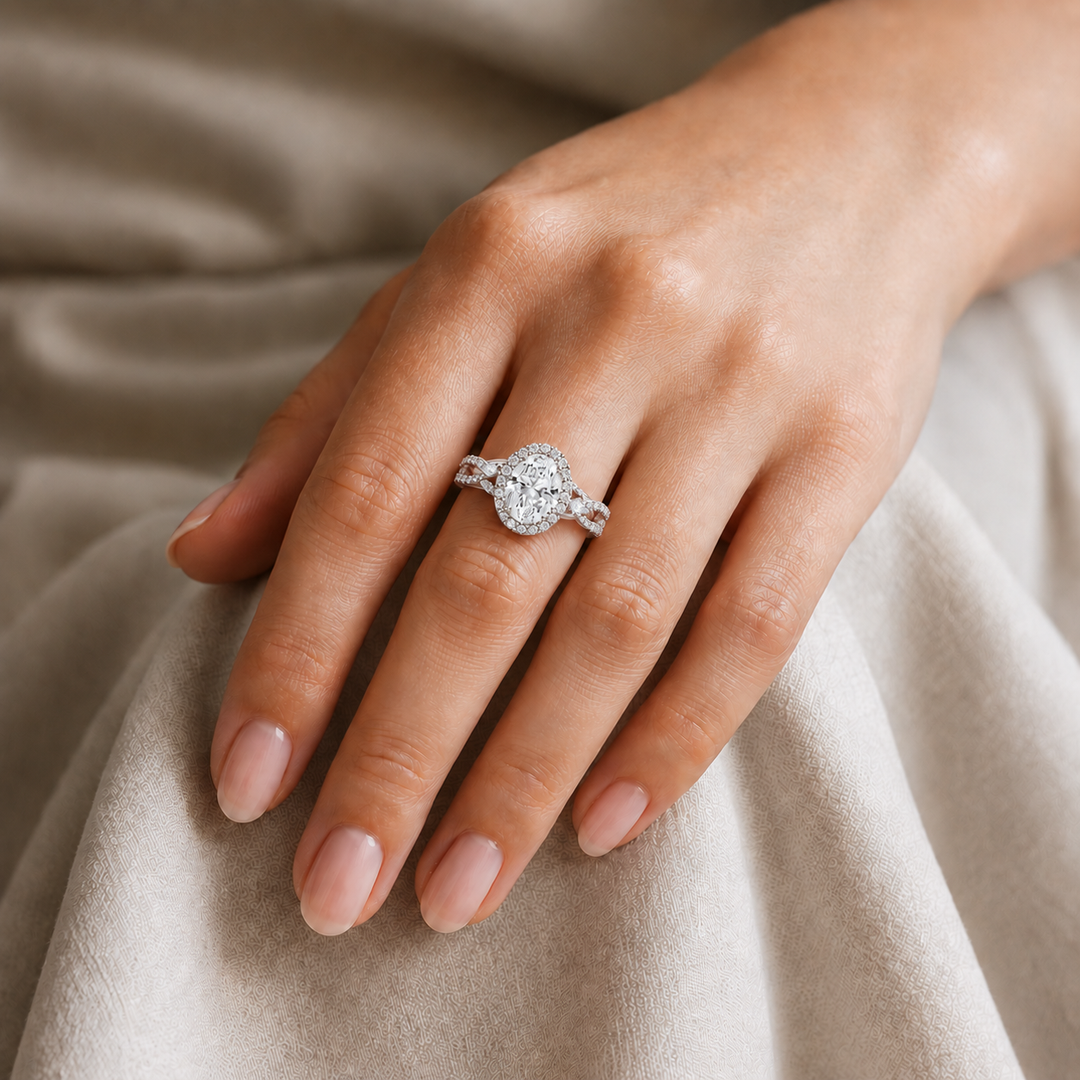 Vine band Halo Diamond Ring in Silver