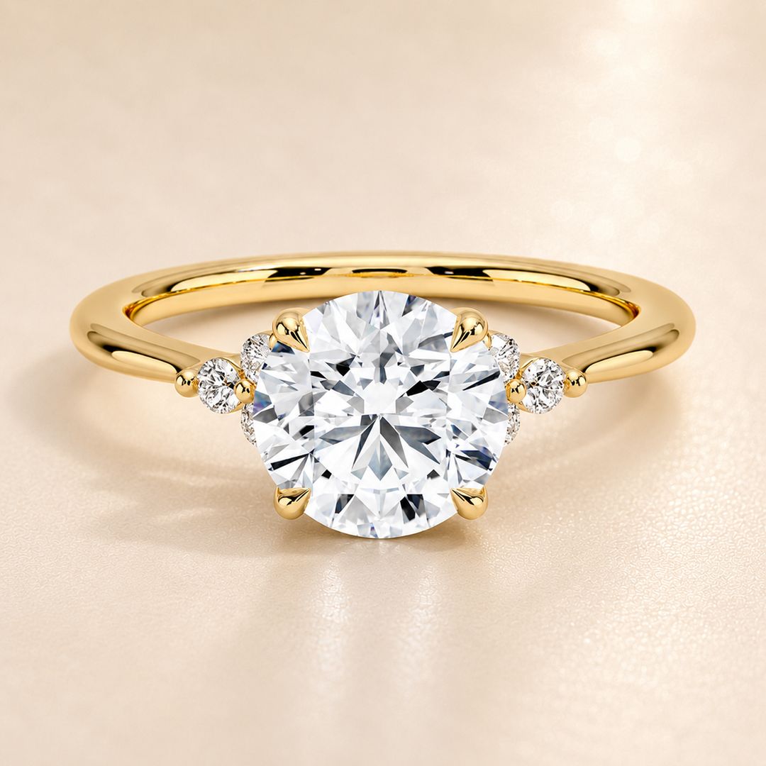 Six round accent diamonds Three Stone Ring in Yellow Gold