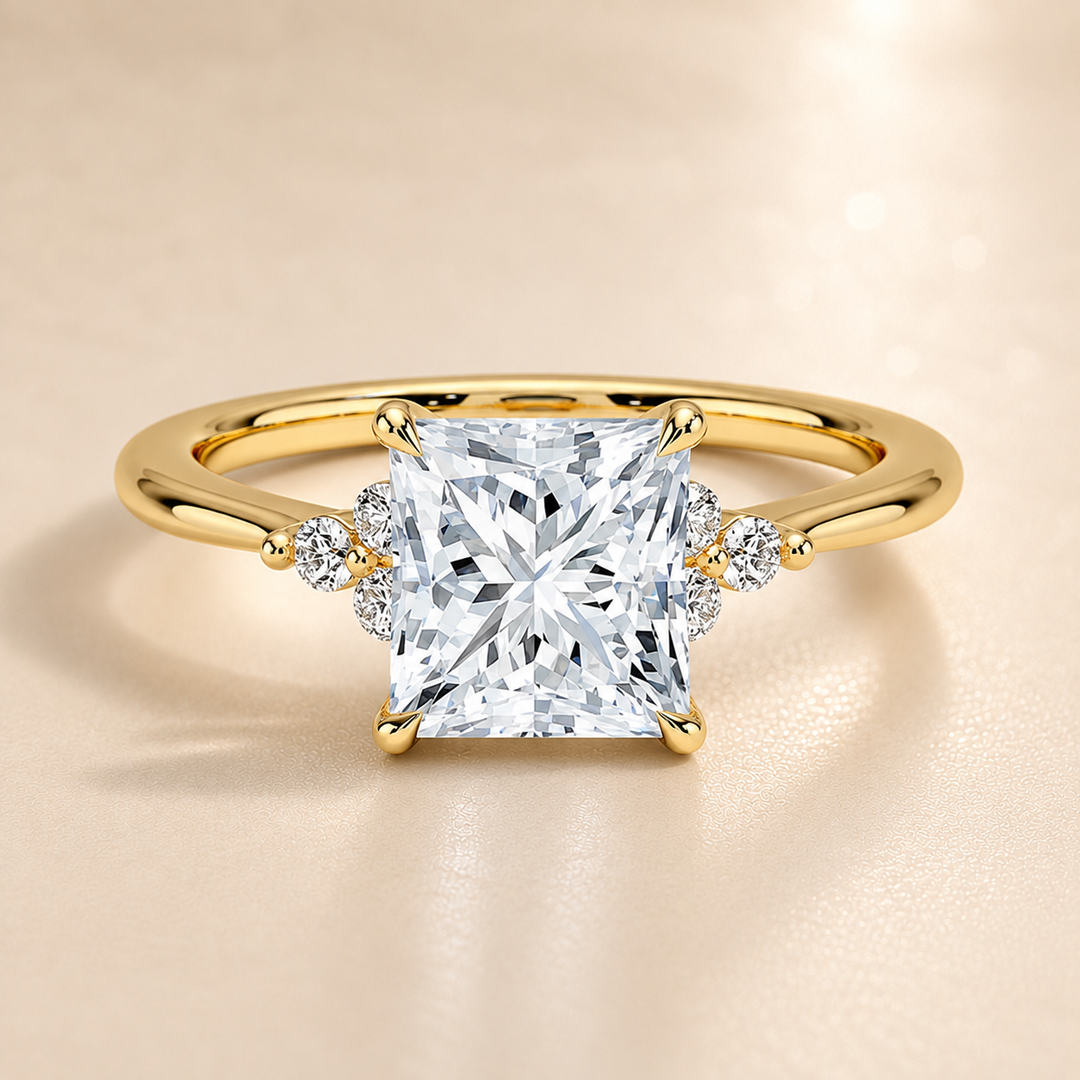 Six round accent diamonds Three Stone Ring in Yellow Gold