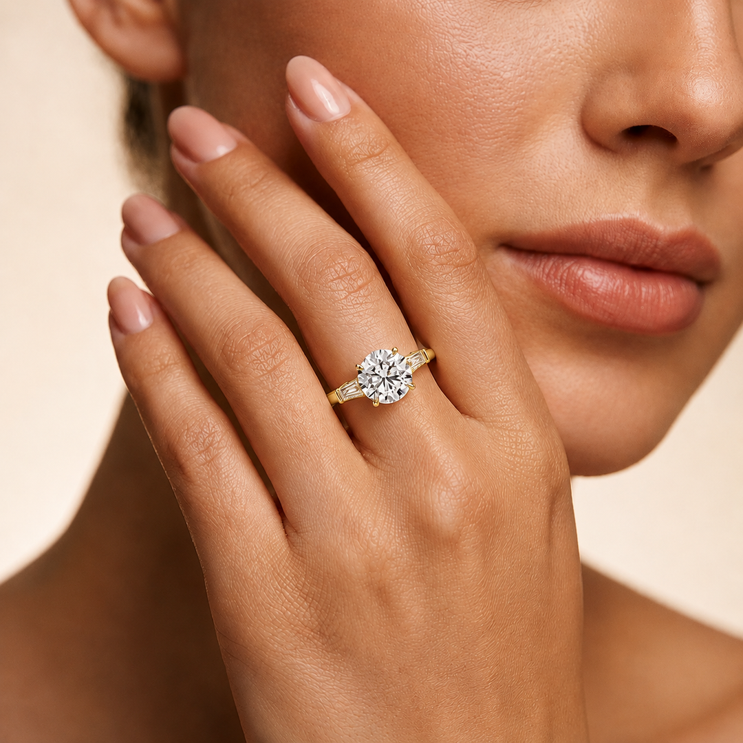 Baguette Triology Engagement Ring in Yellow Gold