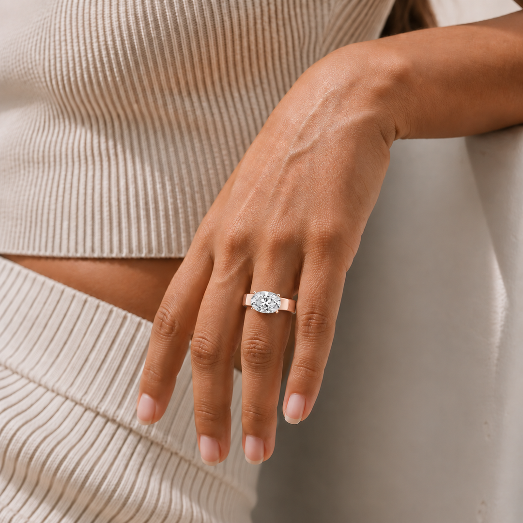 4mm Cigar band East-west Solitaire Ring in Rose Gold