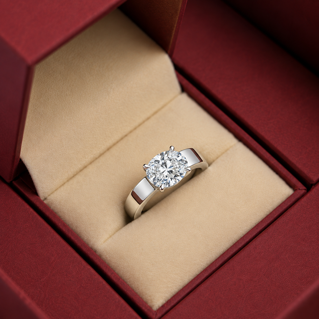 4mm Cigar band East-west Solitaire Ring in Silver