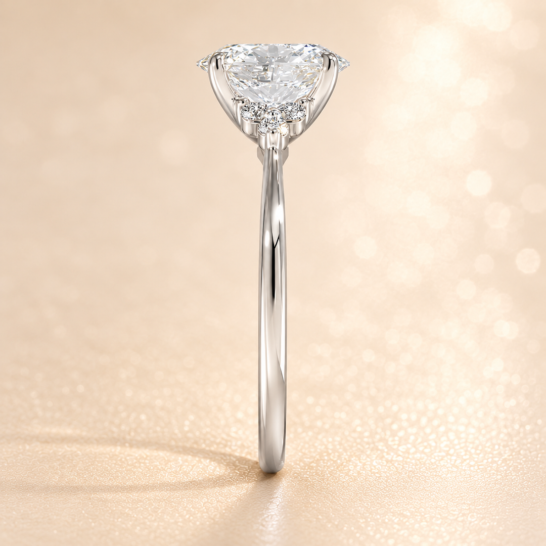 Six round accent diamonds Three Stone Ring in Silver