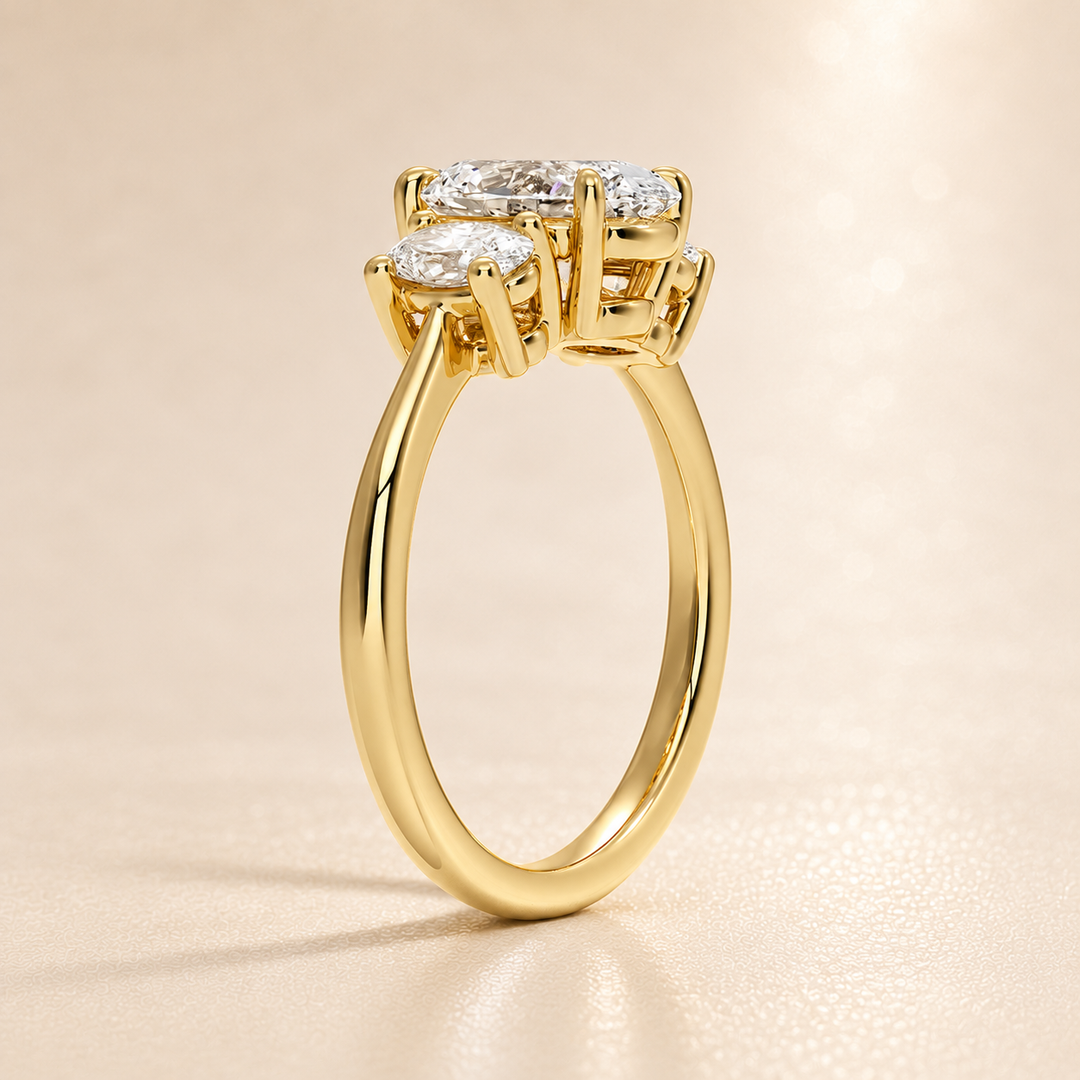 Triology Ring in Yellow Gold