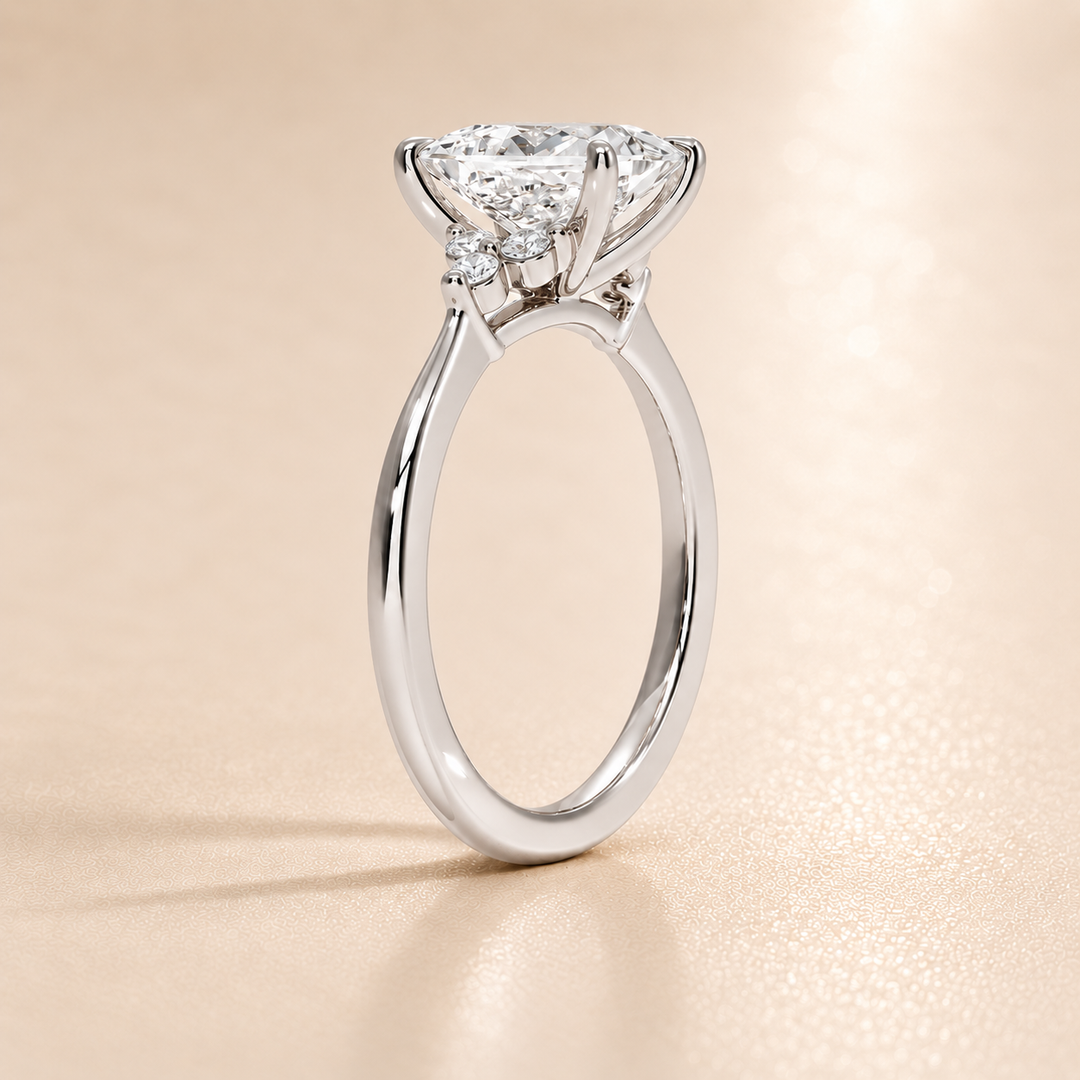 Six round accent diamonds Three Stone Ring in Silver
