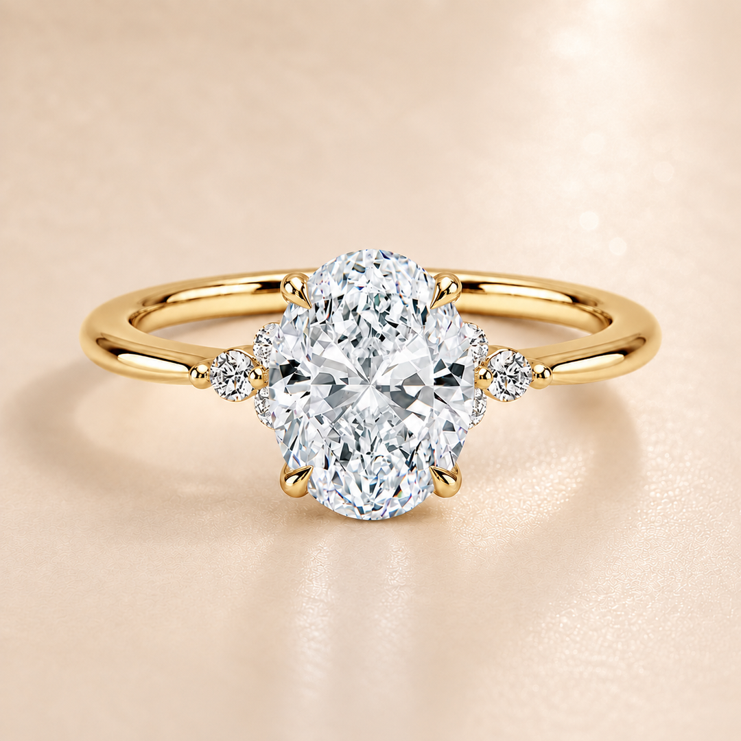 Six round accent diamonds Three Stone Ring in Yellow Gold