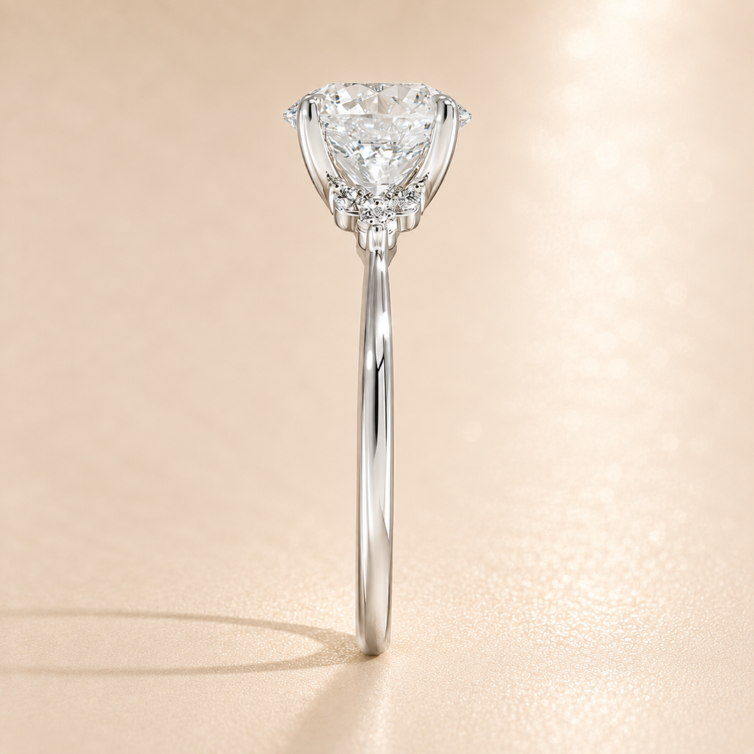 Six round accent diamonds Three Stone Ring in Silver