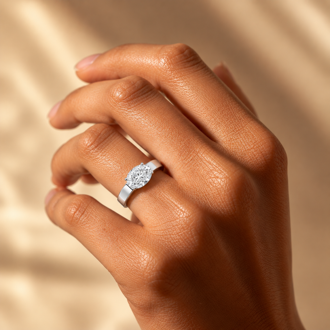 4mm Cigar band East-west Solitaire Ring in Silver