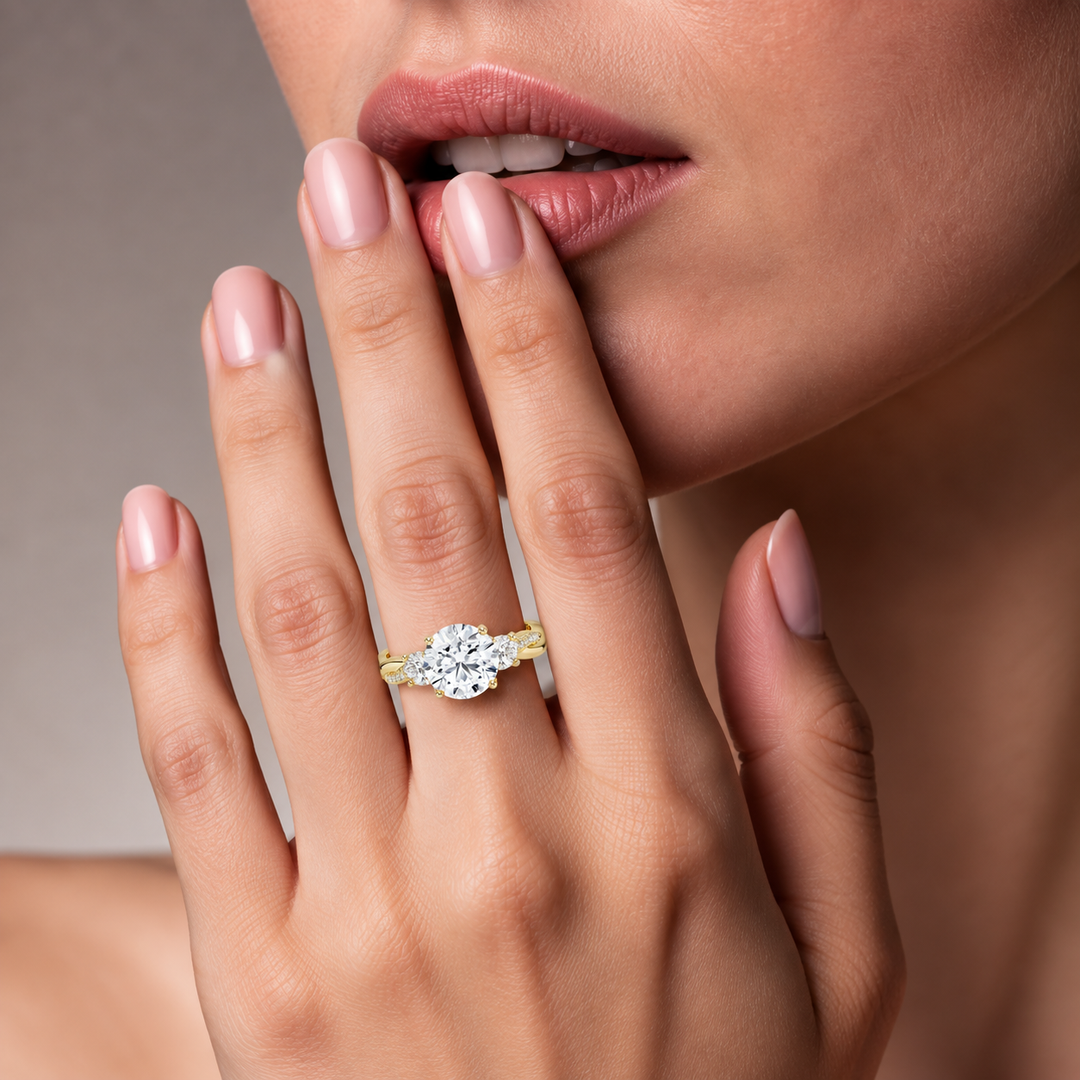Twisted Vine Band Three Stone Ring in Yellow Gold